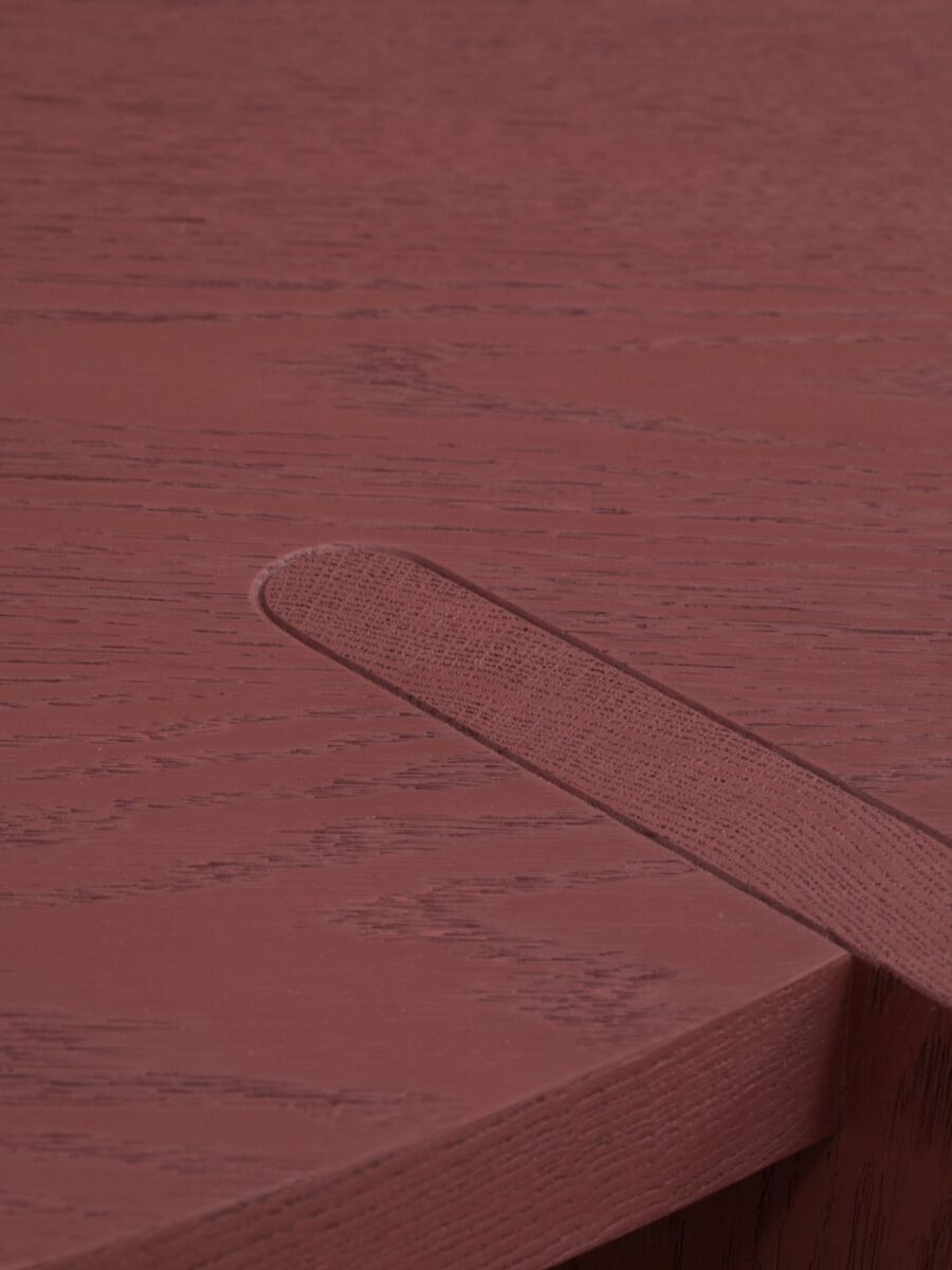 06 High Table Detail Groove