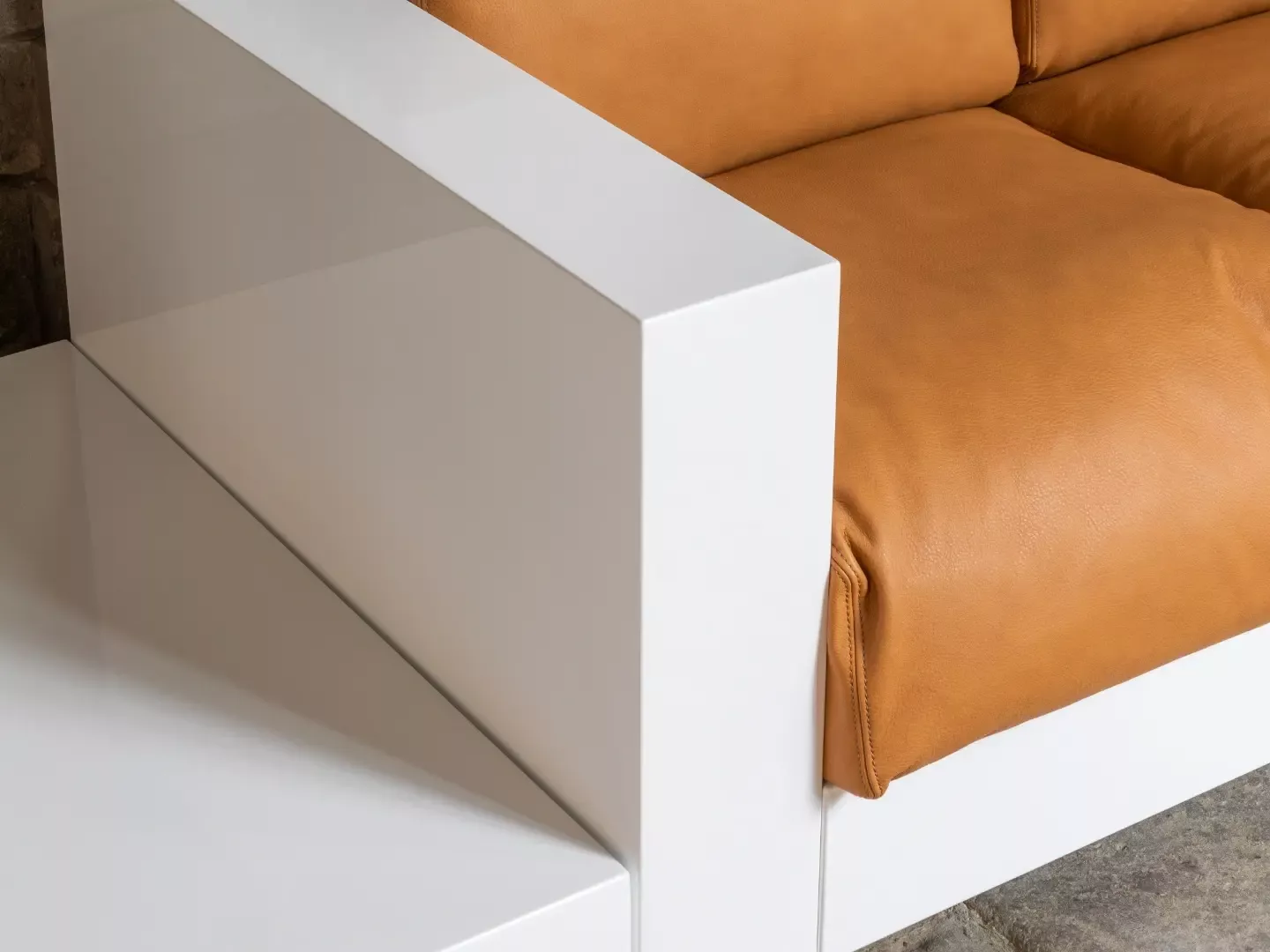 Lella e Massimo Vignelli Saratoga armchair and sofa Centro Studi Poltronova photo Serena Eller 21 jpg