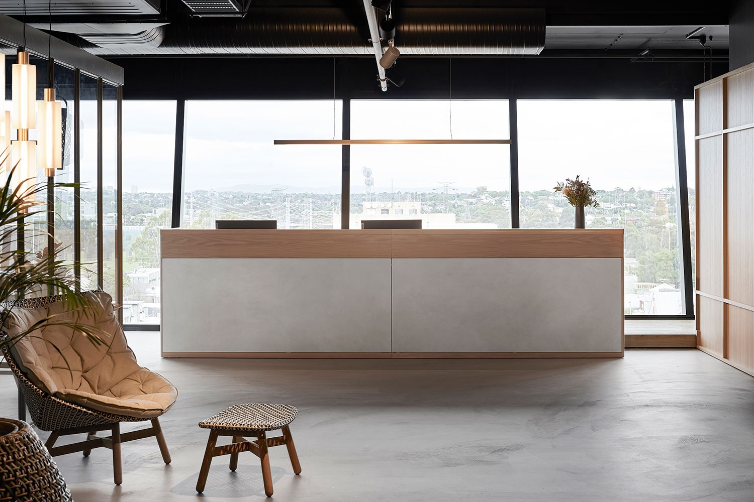 628ecd90da6f285aeff79bd5 ADV Cosh S Howroom 0756 1