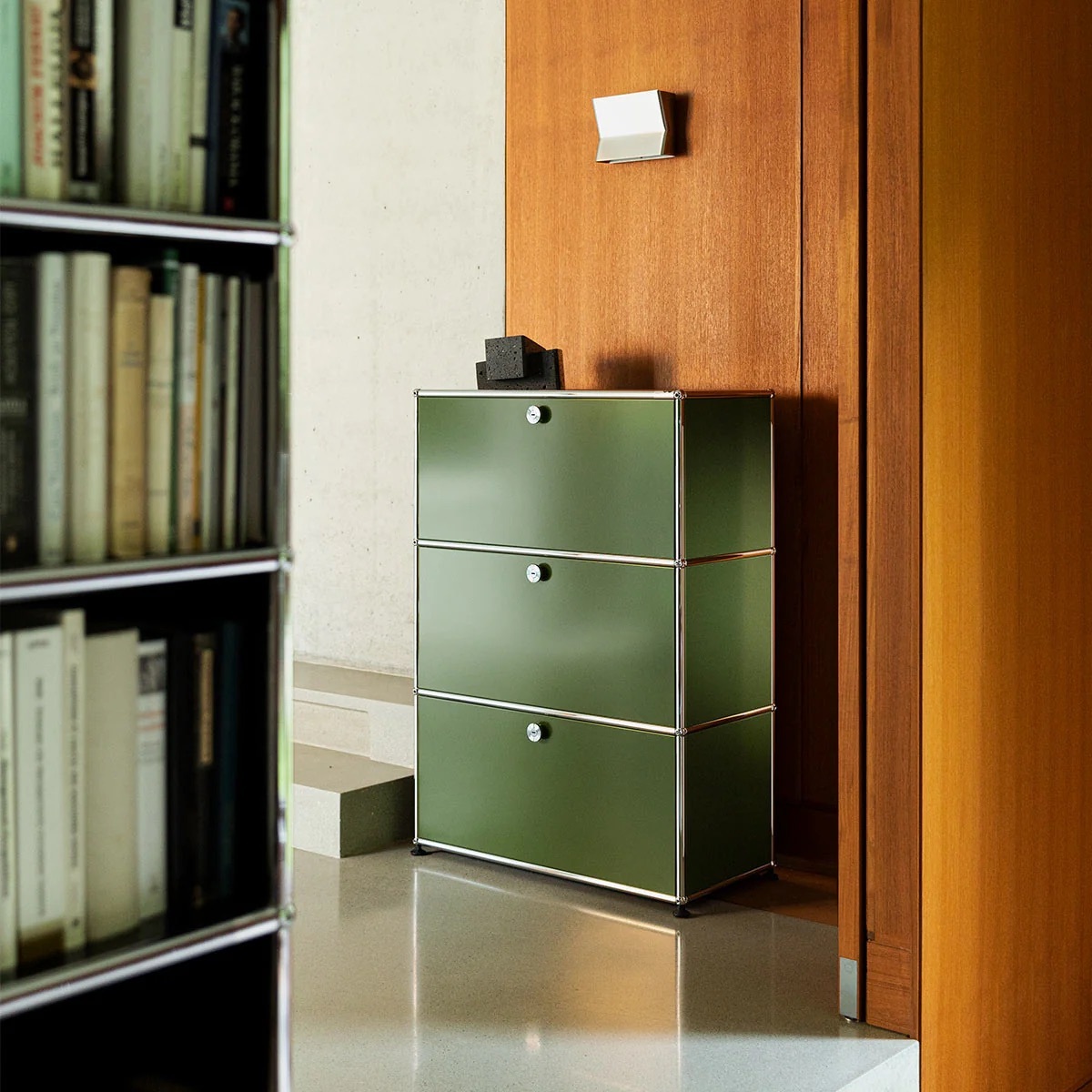 Usm olive green highboard spotti milano