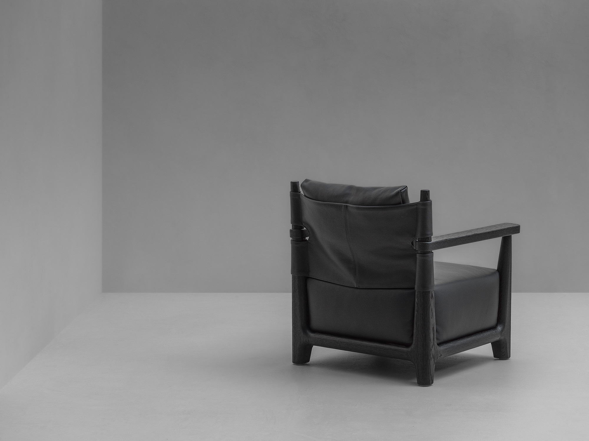 Van Rossum Abi armchair black brushed sierra121 LW 4