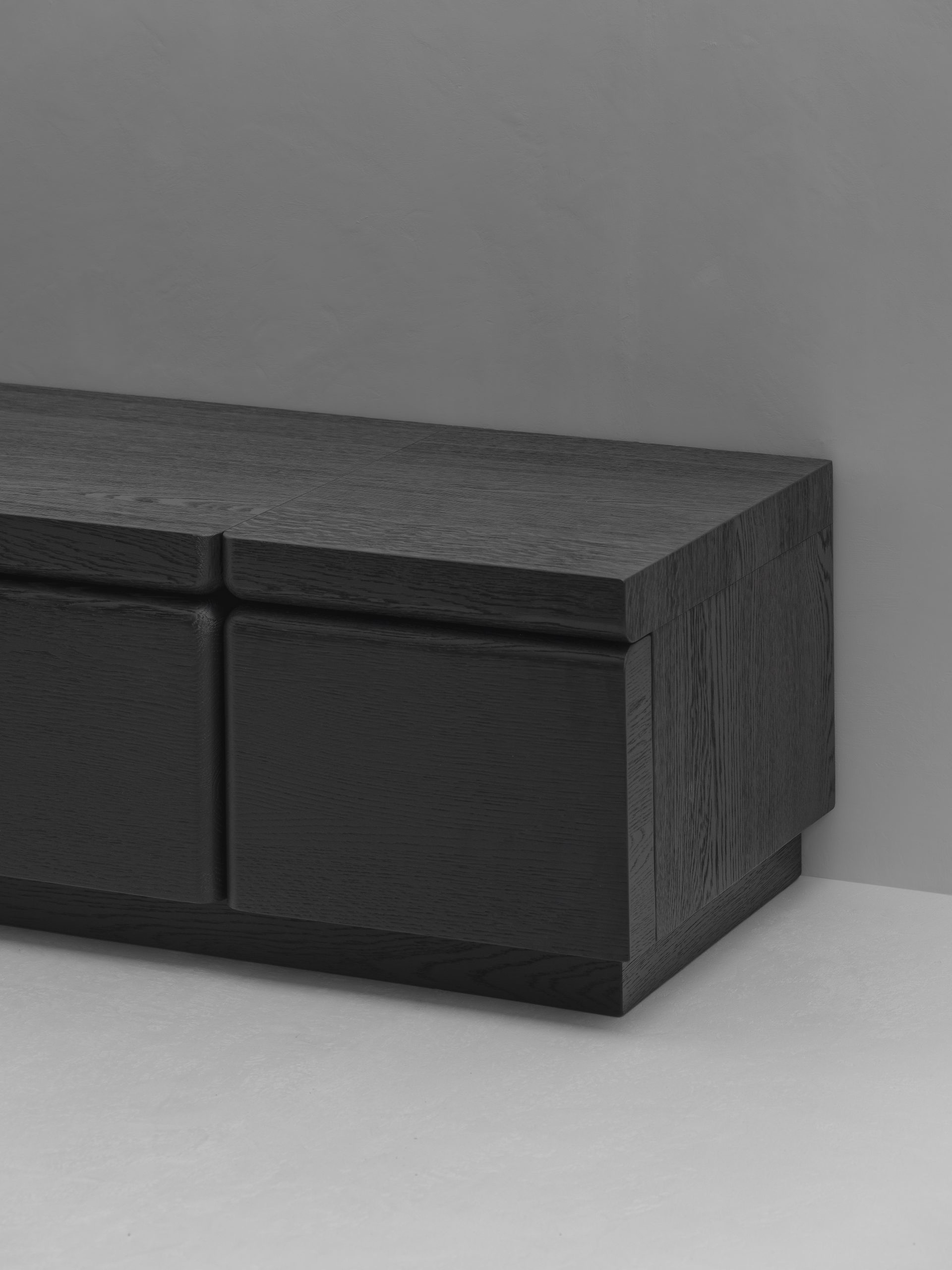 Van Rossum KAST sideboard low black brushed HR 1 scaled