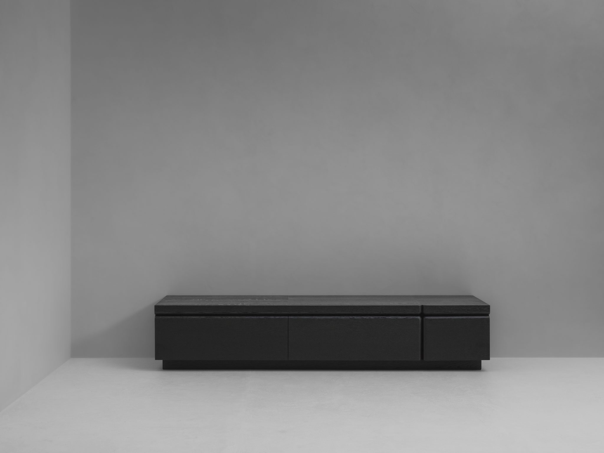 Van Rossum KAST sideboard low black brushed HR 3 2048x1536