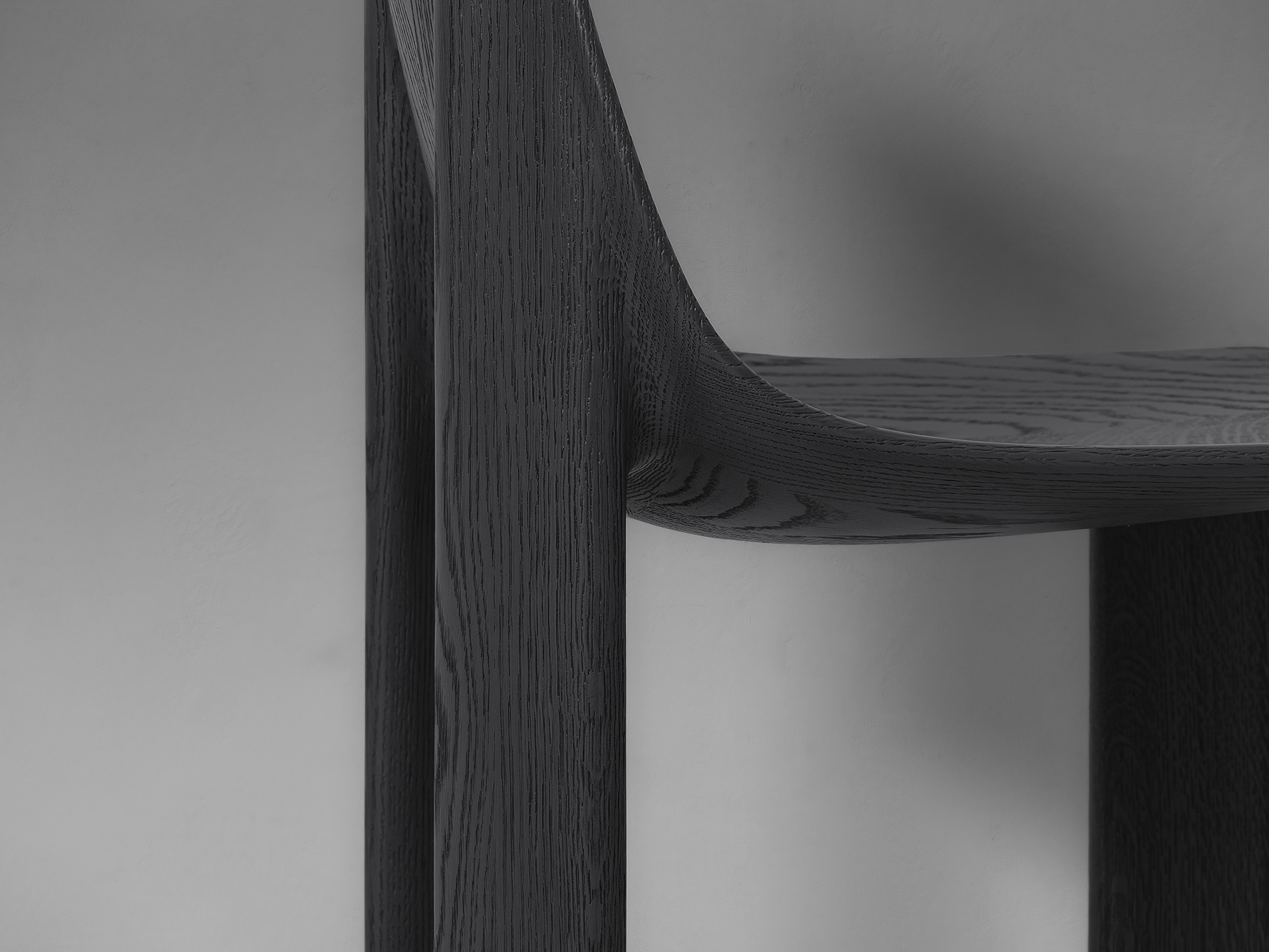 Van Rossum Yeti dining chair oak obsidian brushed 5 kopie